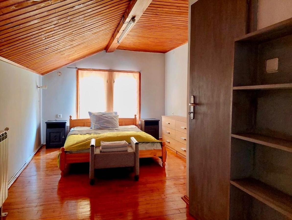 Luylyana Guesthouse Ribarica Εξωτερικό φωτογραφία