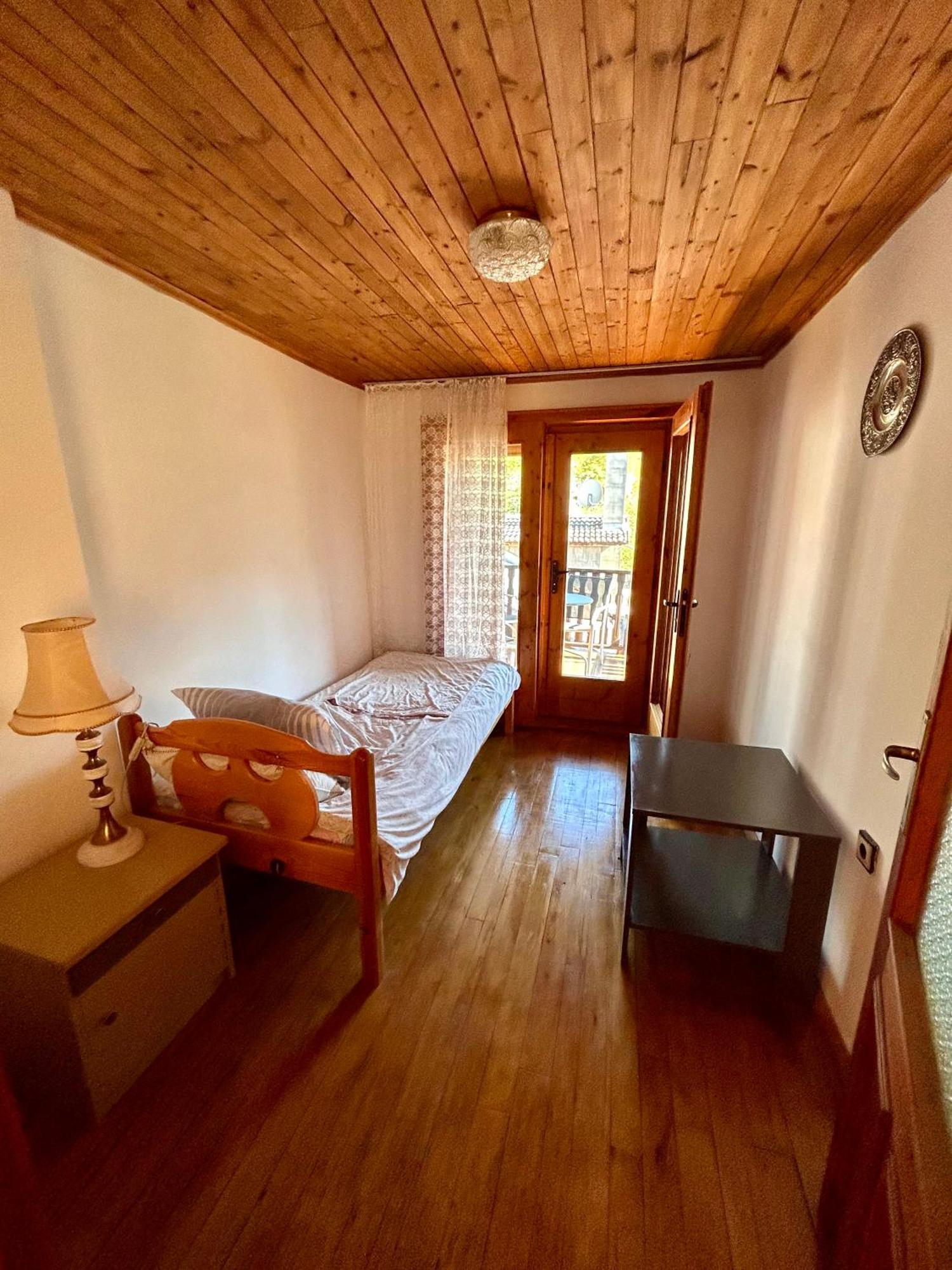 Luylyana Guesthouse Ribarica Εξωτερικό φωτογραφία