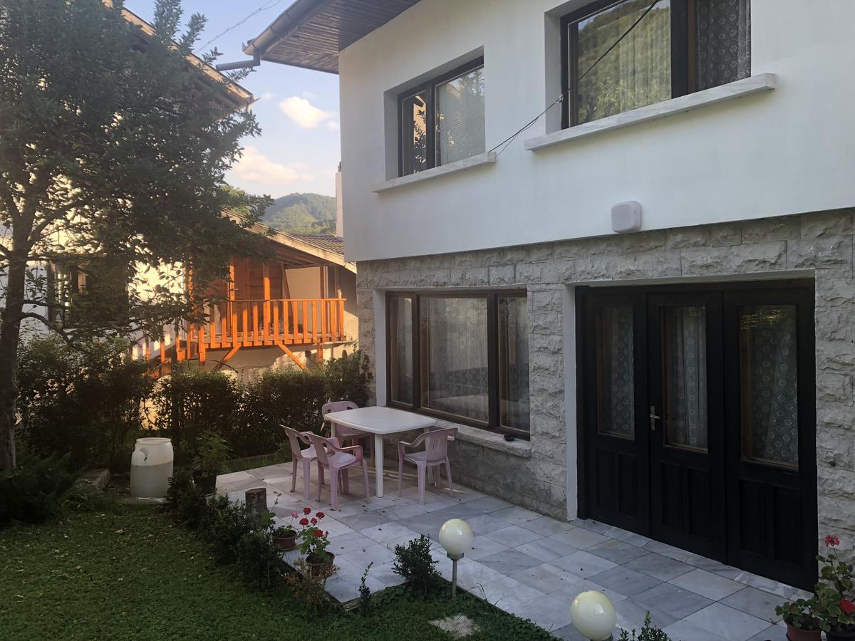 Luylyana Guesthouse Ribarica Εξωτερικό φωτογραφία